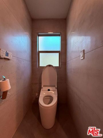 12719 Eagle Rock Way, Pacoima, CA 91331