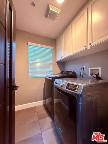 12719 Eagle Rock Way, Pacoima, CA 91331