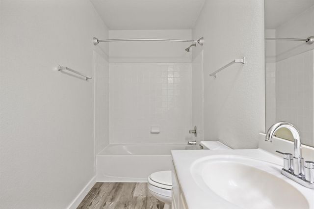 7529 Running Water DR, Austin, TX 78744