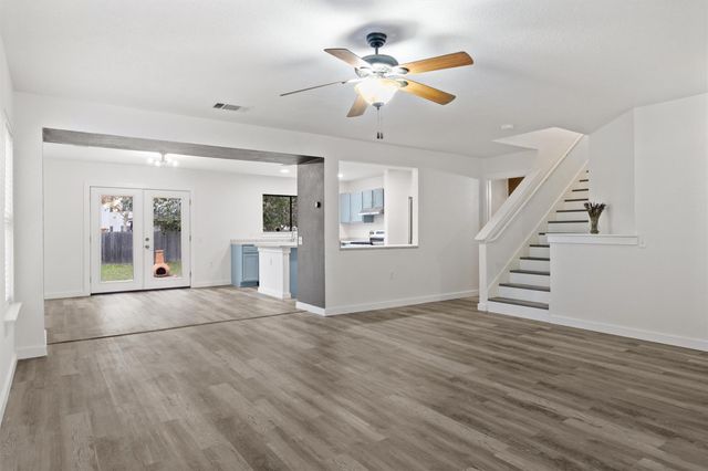 7529 Running Water DR, Austin, TX 78744