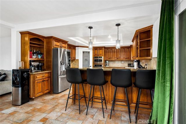 22138 Drover Way, Canyon Lake, CA 92587