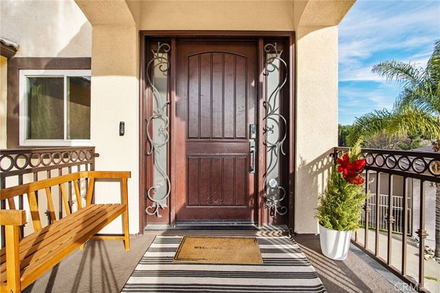 22138 Drover Way, Canyon Lake, CA 92587