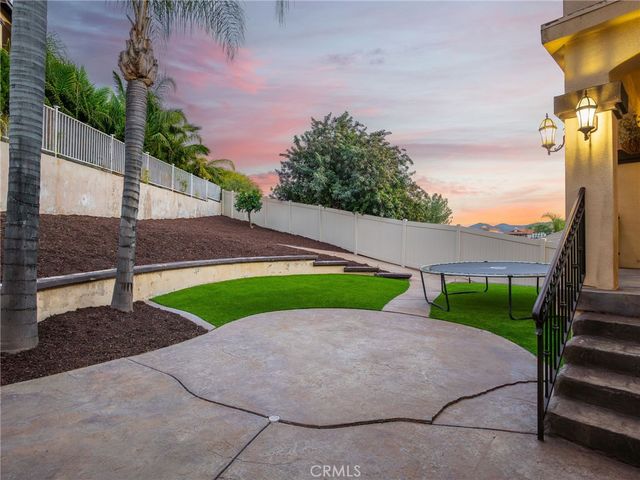 22138 Drover Way, Canyon Lake, CA 92587