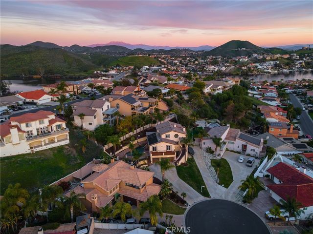 22138 Drover Way, Canyon Lake, CA 92587