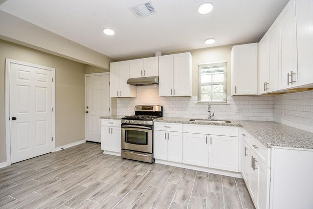 5433 Chennault Road, Houston, TX 77033