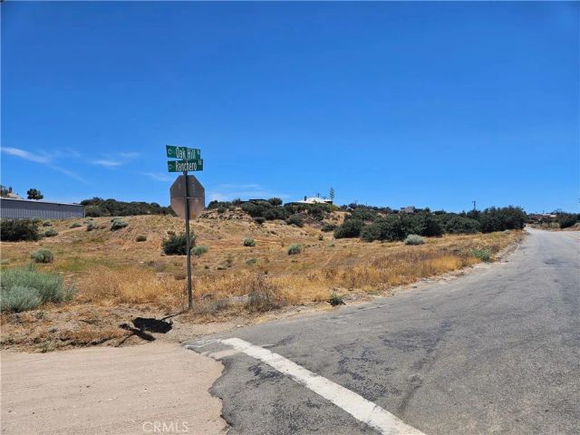10735 Ranchero, Oak Hills, CA 92344