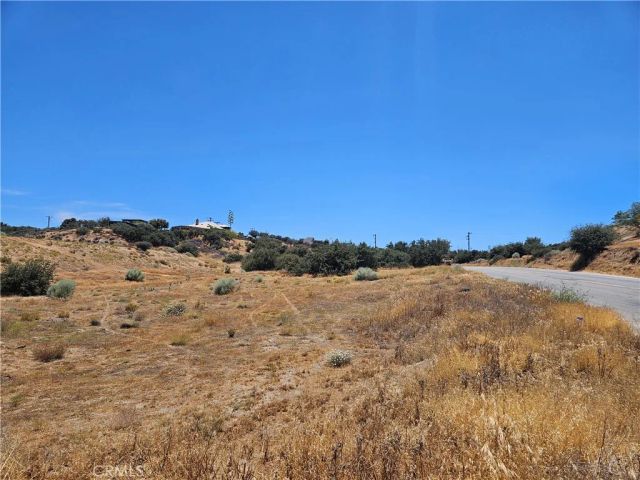10735 Ranchero, Oak Hills, CA 92344
