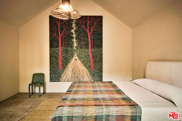 2027 Laughlin Park Drive, Los Angeles, CA 90027