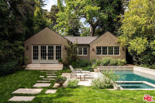 2027 Laughlin Park Drive, Los Angeles, CA 90027