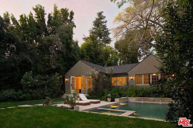 2027 Laughlin Park Drive, Los Angeles, CA 90027