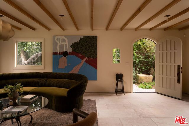 2027 Laughlin Park Drive, Los Angeles, CA 90027