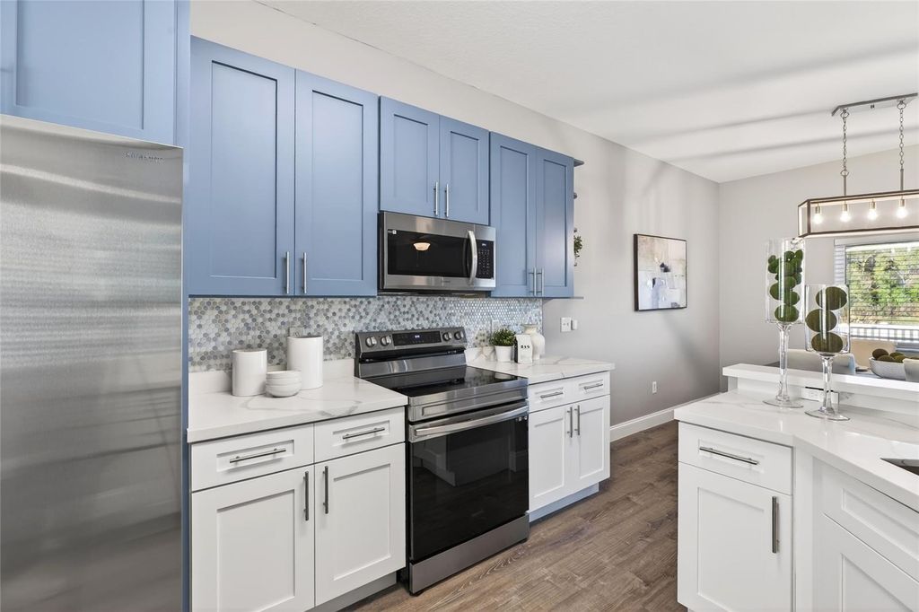 Image 17 of property listing at 25631 BRUFORD BOULEVARD, Land O Lakes, FL 34639