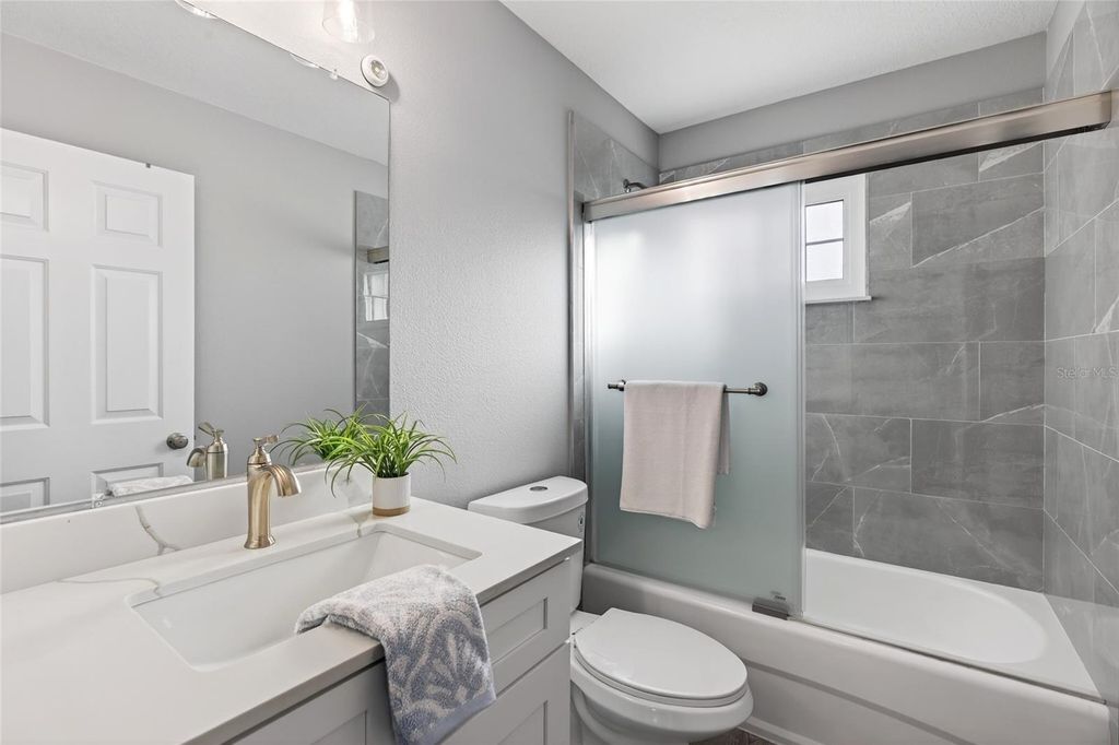 Image 41 of property listing at 25631 BRUFORD BOULEVARD, Land O Lakes, FL 34639