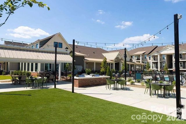 102 Kennedy Ridge Way Gene, Mooresville, NC 28115