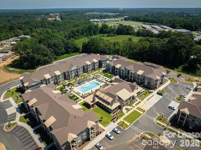 102 Kennedy Ridge Way Gene, Mooresville, NC 28115