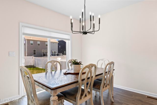 31 Osprey Avenue, Manahawkin, NJ 08050