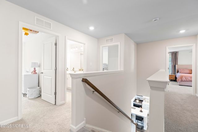 31 Osprey Avenue, Manahawkin, NJ 08050