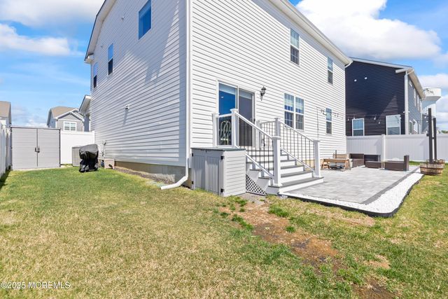 31 Osprey Avenue, Manahawkin, NJ 08050