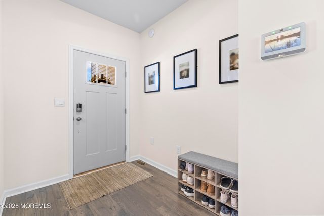 31 Osprey Avenue, Manahawkin, NJ 08050
