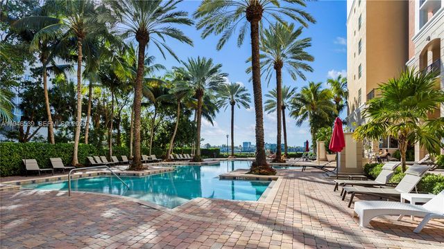 17100 N Bay Rd 1210, Sunny Isles Beach, FL 33160