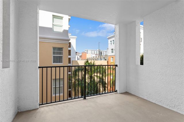 17100 N Bay Rd 1210, Sunny Isles Beach, FL 33160