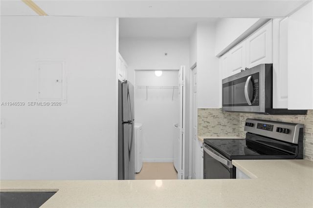 17100 N Bay Rd 1210, Sunny Isles Beach, FL 33160