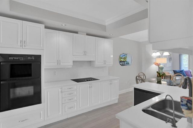 1228 Hillsboro 204, Hillsboro Beach, FL 33062