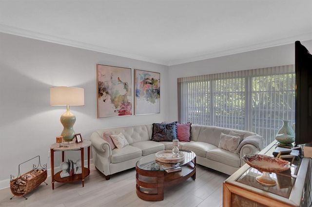1228 Hillsboro 204, Hillsboro Beach, FL 33062