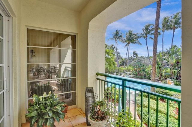 1228 Hillsboro 204, Hillsboro Beach, FL 33062