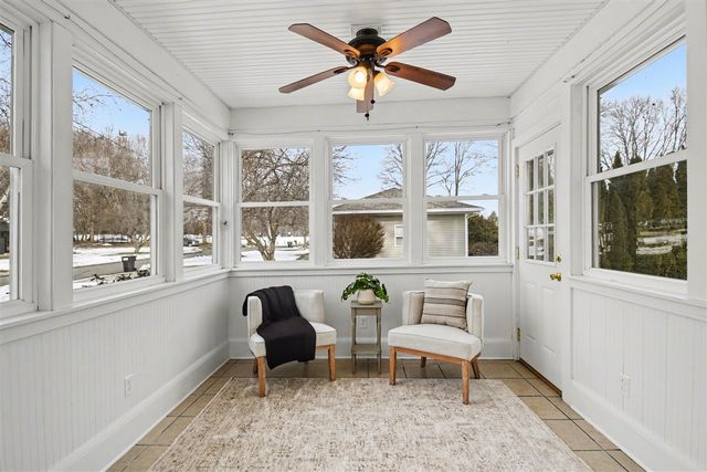 8246 Harlow Avenue, Byron Center, MI 49315