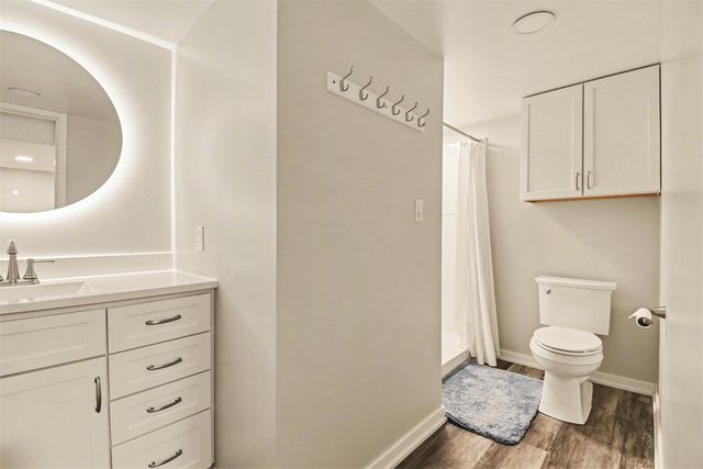 8246 Harlow Avenue, Byron Center, MI 49315