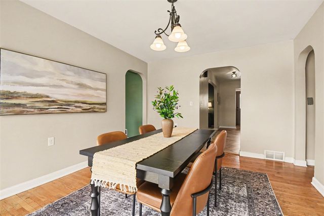 8246 Harlow Avenue, Byron Center, MI 49315