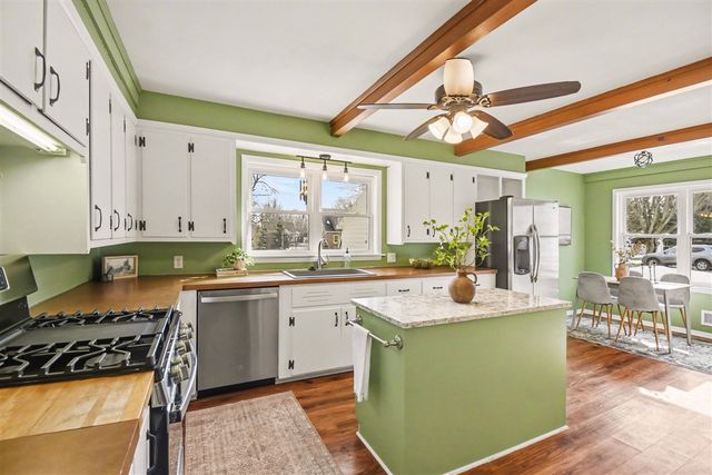 8246 Harlow Avenue, Byron Center, MI 49315