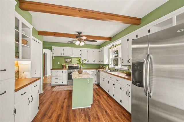 8246 Harlow Avenue, Byron Center, MI 49315