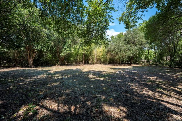 408 East ST, Buda, TX 78610