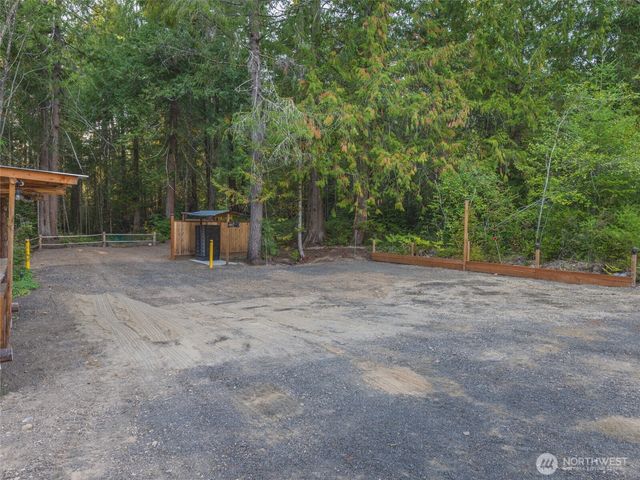 5441 E Grapeview Loop Road, Allyn, WA 98524