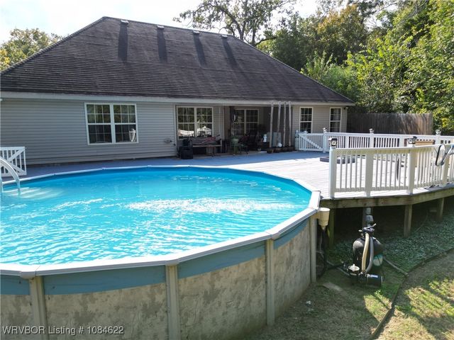 982 Whitetail, Van Buren, AR 72956