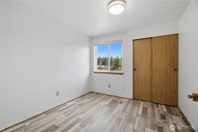1239 Juniper Dr SE, Olympia, WA 98513