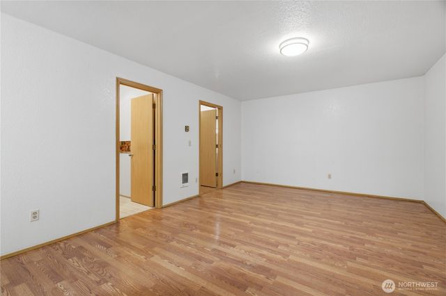 1239 Juniper Dr SE, Olympia, WA 98513