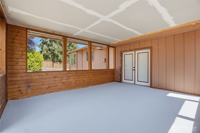 1239 Juniper Dr SE, Olympia, WA 98513