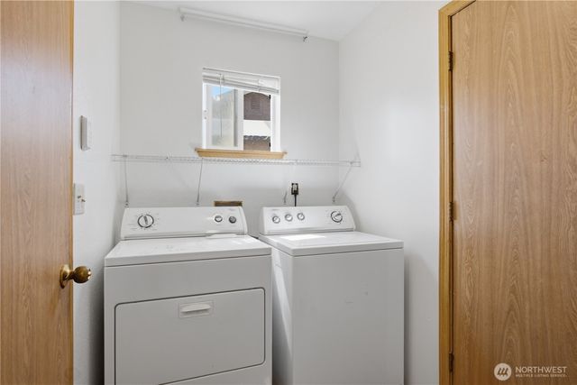 1239 Juniper Dr SE, Olympia, WA 98513