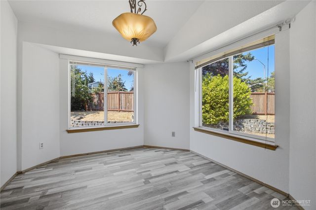 1239 Juniper Dr SE, Olympia, WA 98513