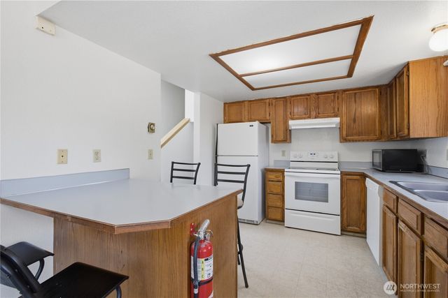 1239 Juniper Dr SE, Olympia, WA 98513