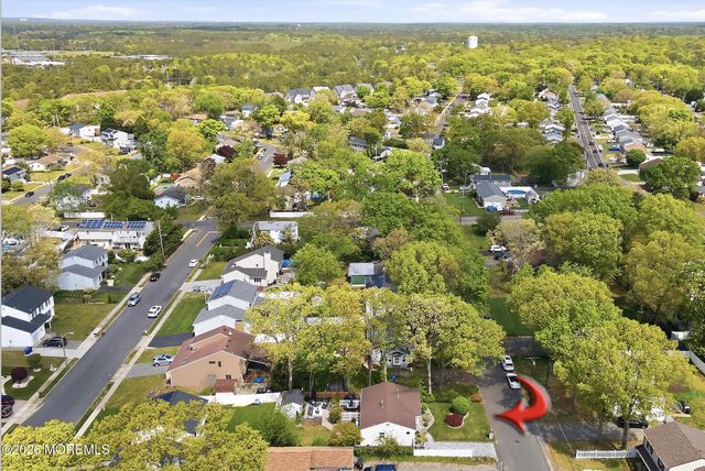 22 Washington Drive, Brick, NJ 08724