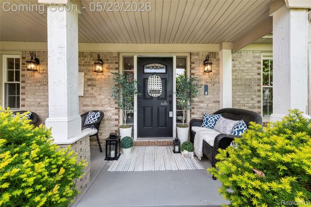 1051 Wellington Court, Canton Charter Township, MI 48187
