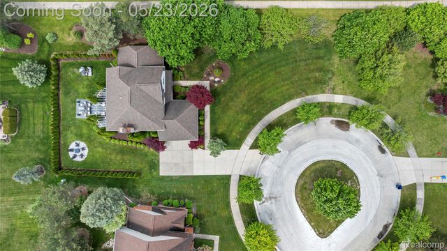 1051 Wellington Court, Canton Charter Township, MI 48187