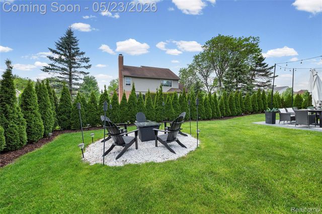 1051 Wellington Court, Canton Charter Township, MI 48187