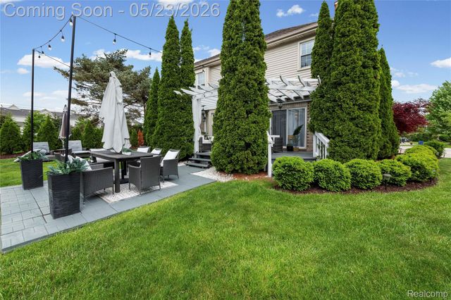 1051 Wellington Court, Canton Charter Township, MI 48187
