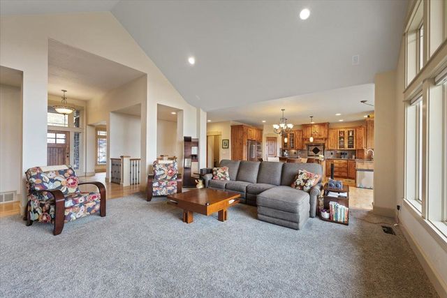 11812 S FAIRWAY RIDGE Ln, Spokane, WA 99224