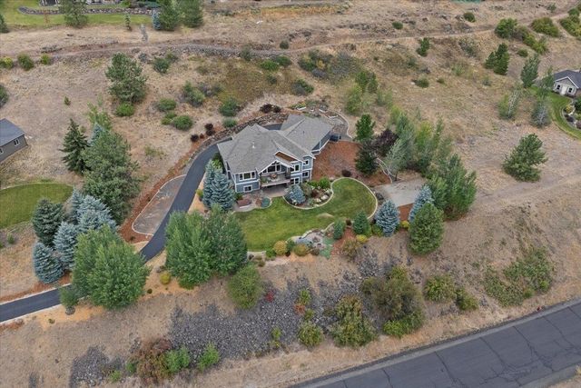 11812 S FAIRWAY RIDGE Ln, Spokane, WA 99224